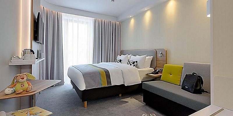 Holiday Inn Express Cambridge West - Cambourne By Ihg Buitenkant foto