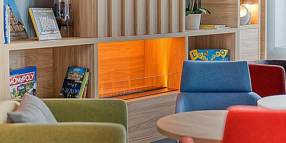 Holiday Inn Express Cambridge West - Cambourne By Ihg Buitenkant foto